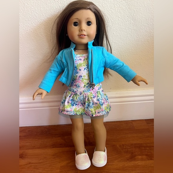 American Girl Doll Blue Jacket Floral Dress Earrings Truly in Box - Picture 2 of 12